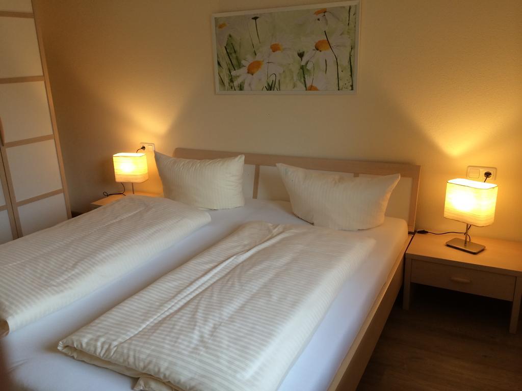 Apartments Clara Garmisch-Partenkirchen Pokoj fotografie